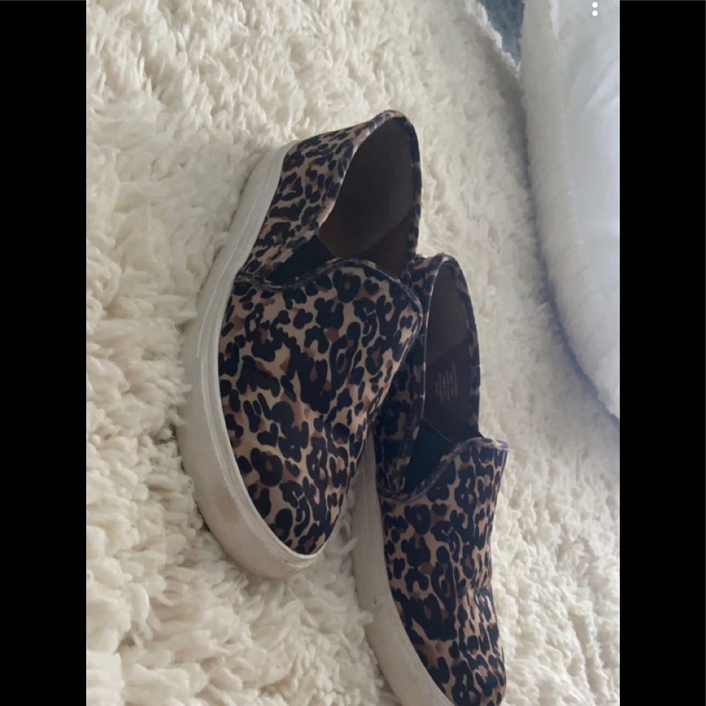 steve madden slip ons